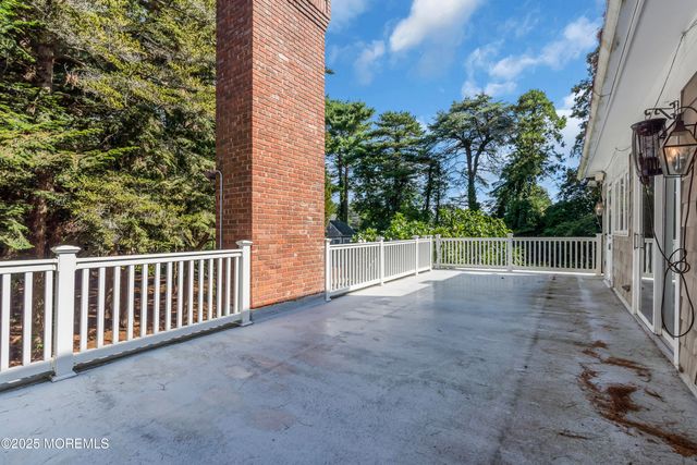 917 Riverview Drive, Brielle, NJ 08730