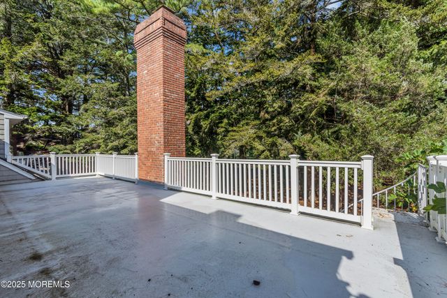 917 Riverview Drive, Brielle, NJ 08730