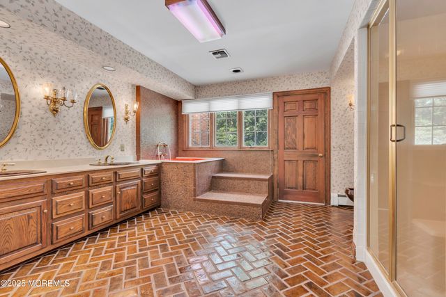 917 Riverview Drive, Brielle, NJ 08730