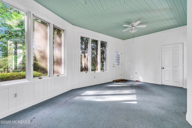 917 Riverview Drive, Brielle, NJ 08730