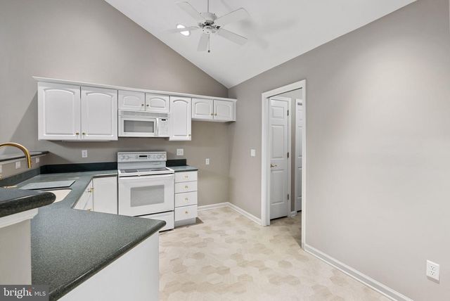 51 CAMBRIDGE CT, Souderton, PA 18964