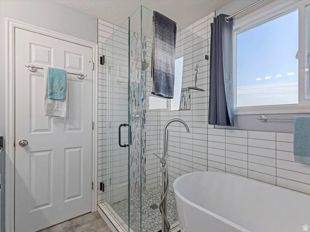 6466 W PIN OAK DR, West Jordan, UT 84081