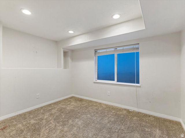 6466 W PIN OAK DR, West Jordan, UT 84081