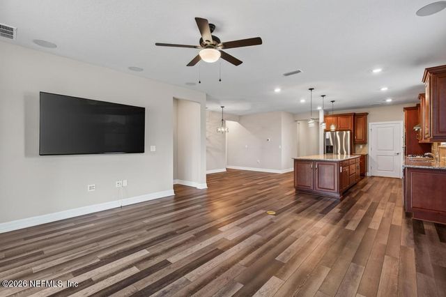 11144 KENTWORTH Way, Jacksonville, FL 32256