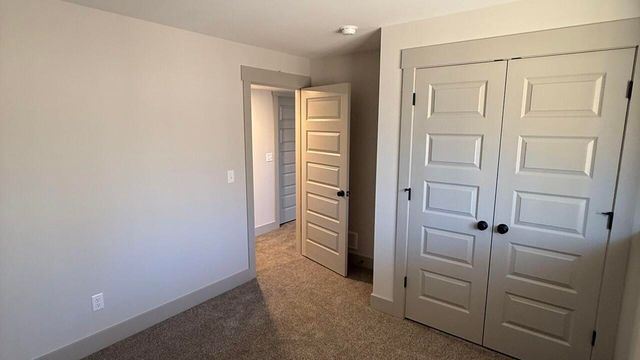 6847 Loggers Ridge Run SE, Caledonia, MI 49316