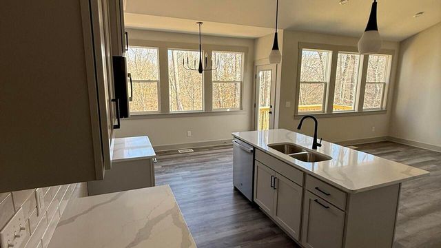 6847 Loggers Ridge Run SE, Caledonia, MI 49316