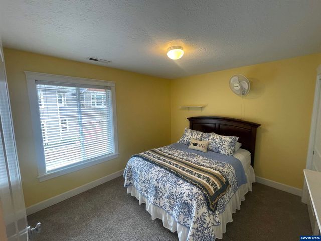 4420 SW Country Club Dr, Corvallis, OR 97333