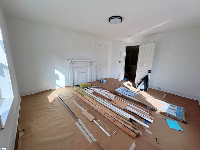 709 Crescent Avenue, Spartanburg, SC 29306