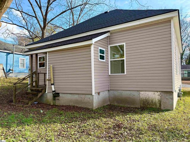 709 Crescent Avenue, Spartanburg, SC 29306