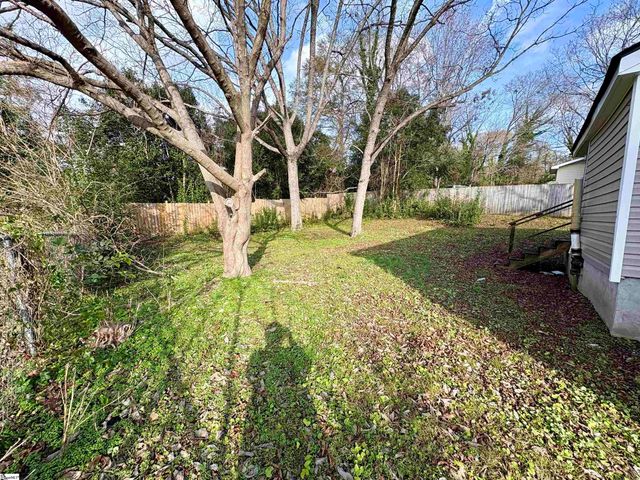 709 Crescent Avenue, Spartanburg, SC 29306