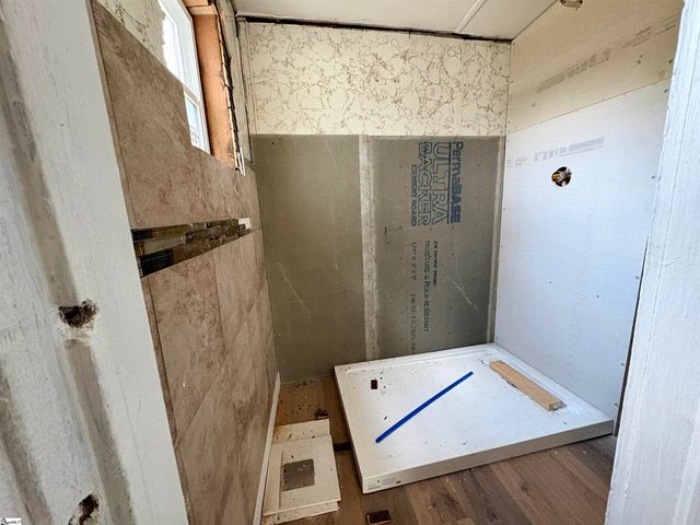 709 Crescent Avenue, Spartanburg, SC 29306