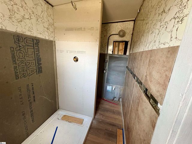 709 Crescent Avenue, Spartanburg, SC 29306