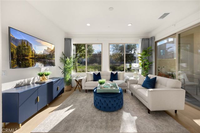 269 Magnet, Irvine, CA 92618