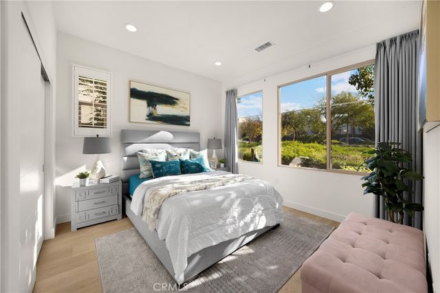 269 Magnet, Irvine, CA 92618