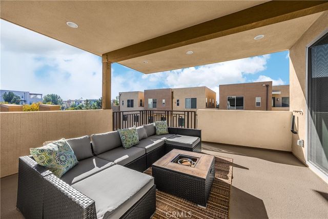 269 Magnet, Irvine, CA 92618