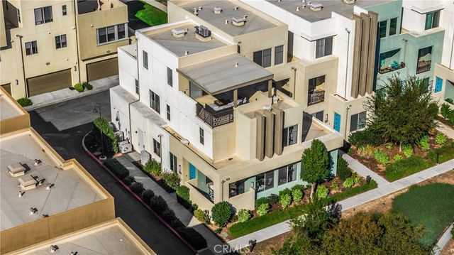 269 Magnet, Irvine, CA 92618
