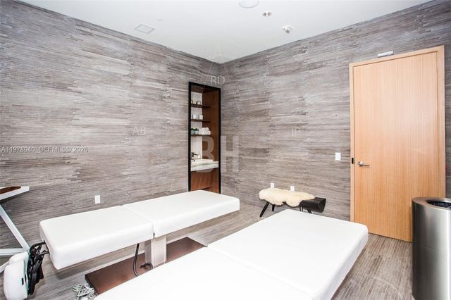 45 SW 9 Street 4706, Miami, FL 33130