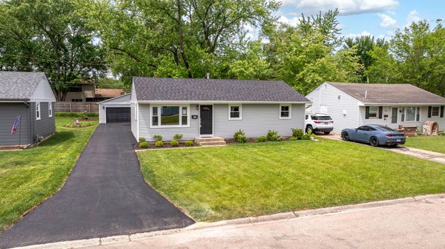 512 N Westlawn Avenue, Aurora, IL 60506