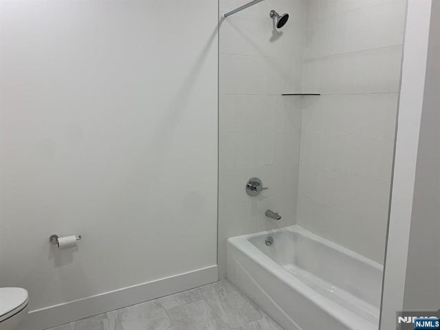 301 Beech OF7, Hackensack, NJ 07601