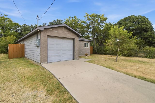 3923 Metropolitan Avenue, Dallas, TX 75210