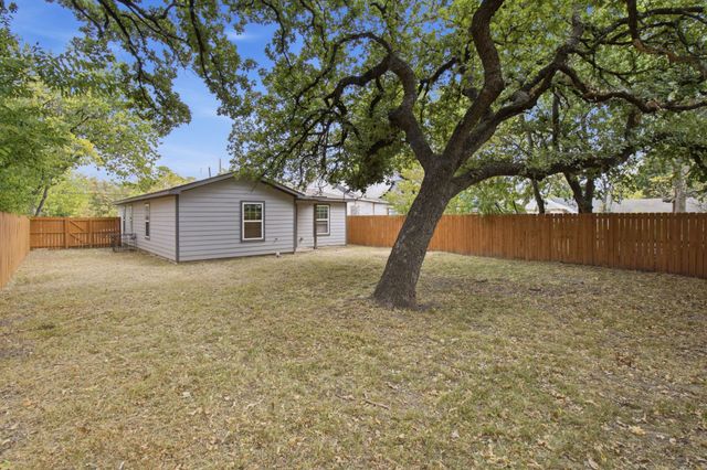 3923 Metropolitan Avenue, Dallas, TX 75210