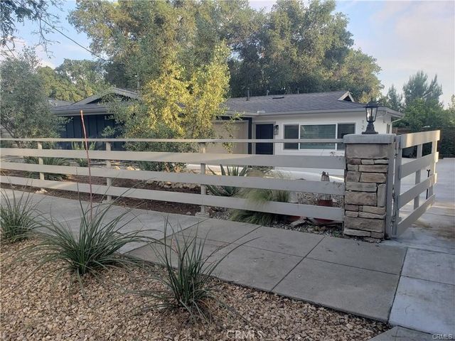 124 CEDAR Street, Pasadena, CA 91103