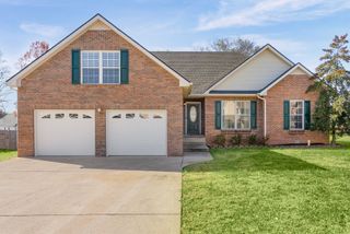3907 Rhonda Ct, Clarksville, TN 37040