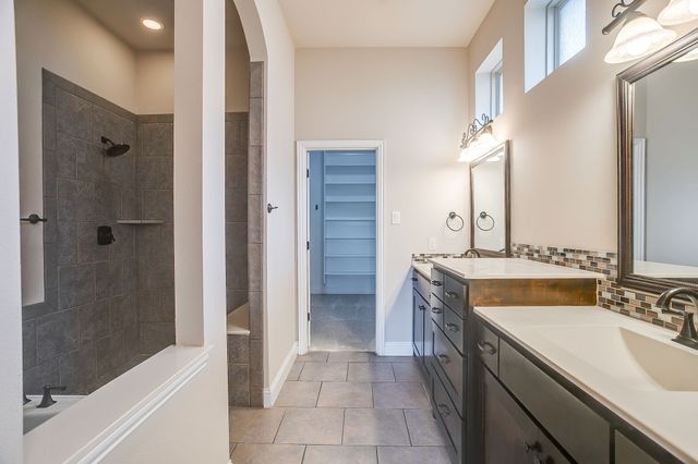 1216 Yosemite Way, Burleson, TX 76028