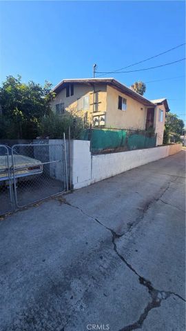 2118 Scott, Los Angeles, CA 90026