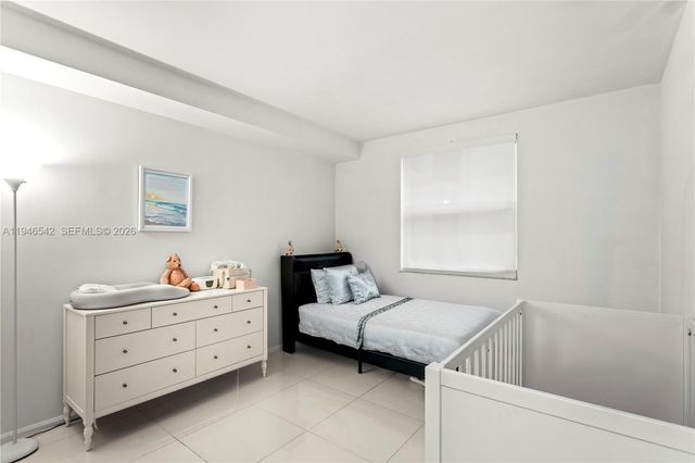 17150 N Bay Rd 2320, Sunny Isles Beach, FL 33160