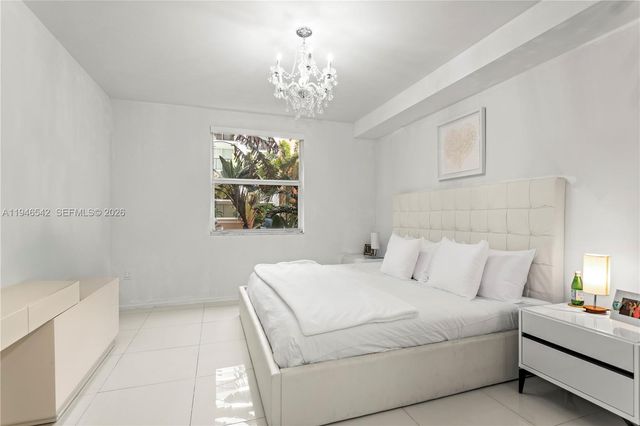 17150 N Bay Rd 2320, Sunny Isles Beach, FL 33160