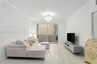 17150 N Bay Rd 2320, Sunny Isles Beach, FL 33160