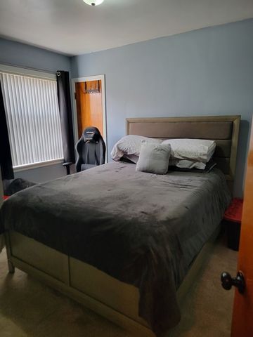 14529 S Emerald Avenue, Riverdale, IL 60827