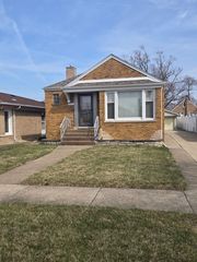14529 S Emerald Avenue, Riverdale, IL 60827