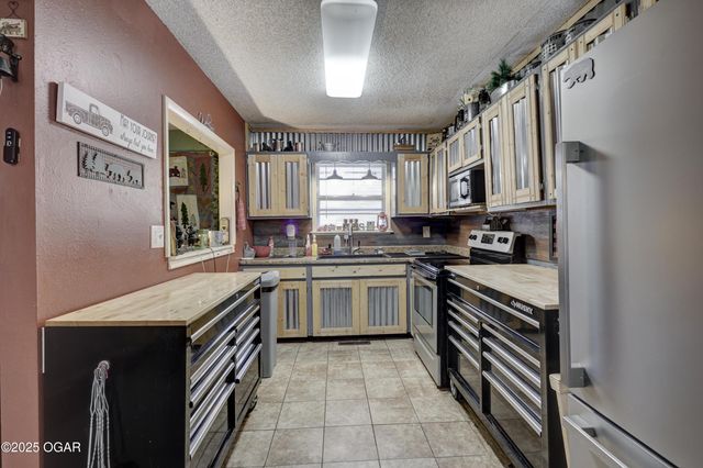 235 Timber Lane, Carl Junction, MO 64834