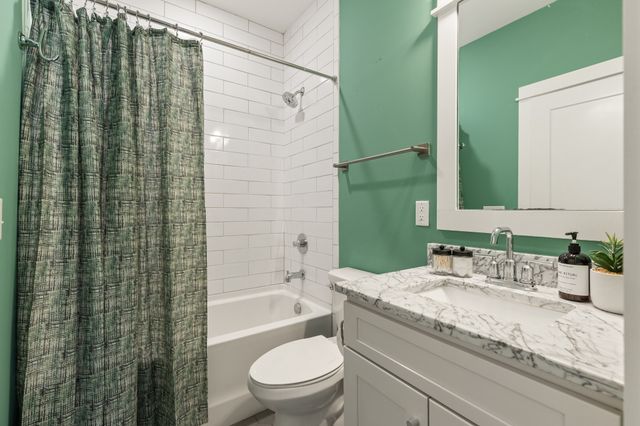 2001 Convent Pl Apt 6, Nashville, TN 37212