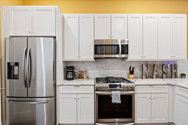 2001 Convent Pl Apt 6, Nashville, TN 37212