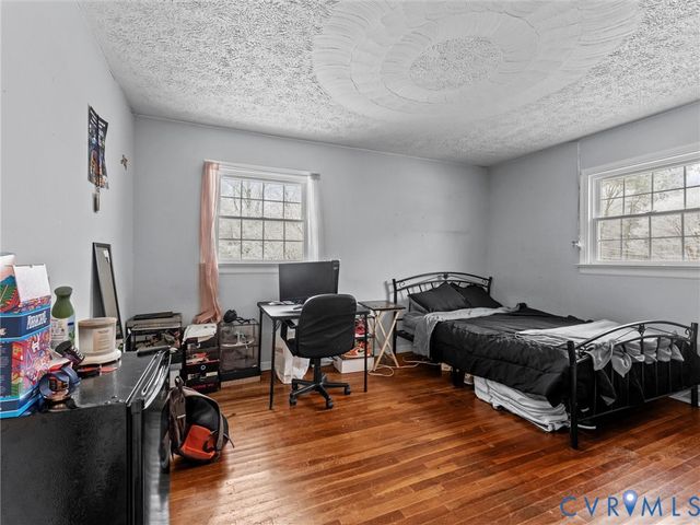 3025 Glenan Dr, Richmond, VA 23234