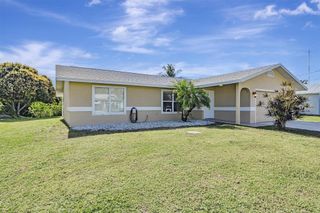 2322 SE Maslan Ave, Port St Lucie, FL 34952