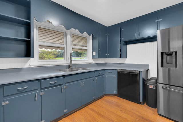4237 Old Alto Hwy, Decherd, TN 37324