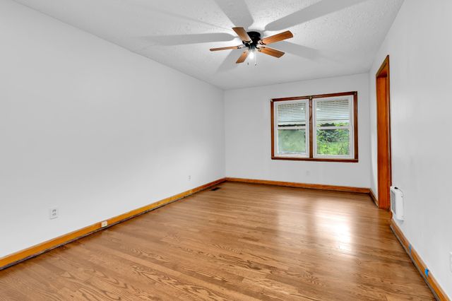 4237 Old Alto Hwy, Decherd, TN 37324