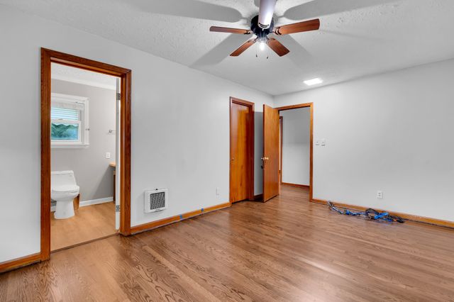 4237 Old Alto Hwy, Decherd, TN 37324