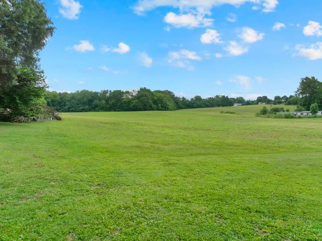 4237 Old Alto Hwy, Decherd, TN 37324