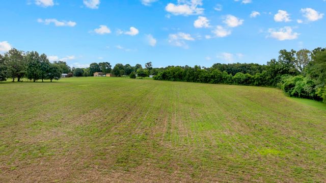 4237 Old Alto Hwy, Decherd, TN 37324