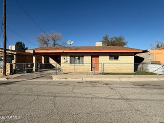 518 E Washington Street, Anthony, TX 79821