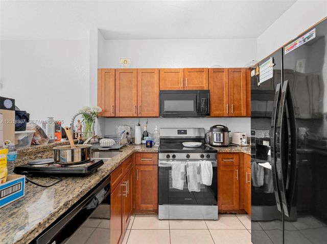 12321 SW 214th Ter, Miami, FL 33177