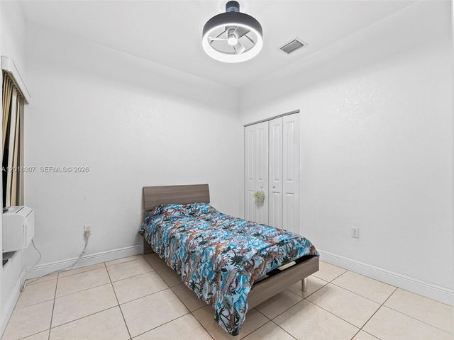 12321 SW 214th Ter, Miami, FL 33177