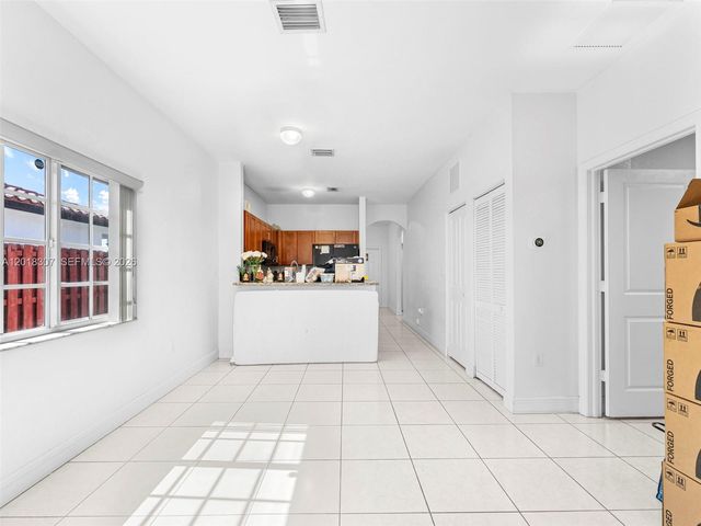 12321 SW 214th Ter, Miami, FL 33177