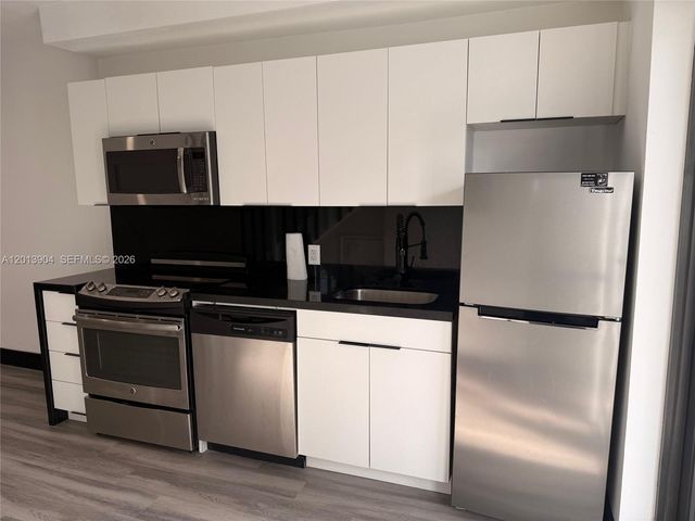 1040 NE 78th St Rd 1, Miami, FL 33138