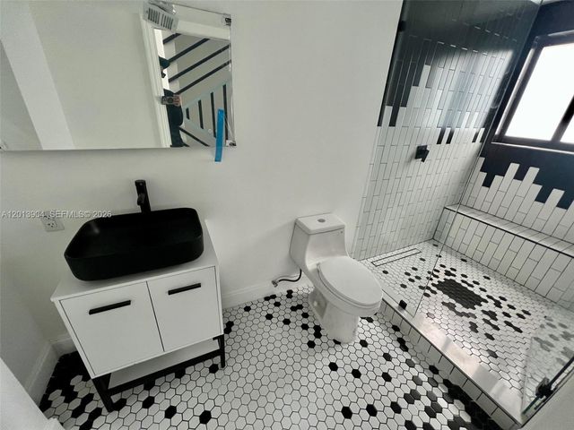 1040 NE 78th St Rd 1, Miami, FL 33138